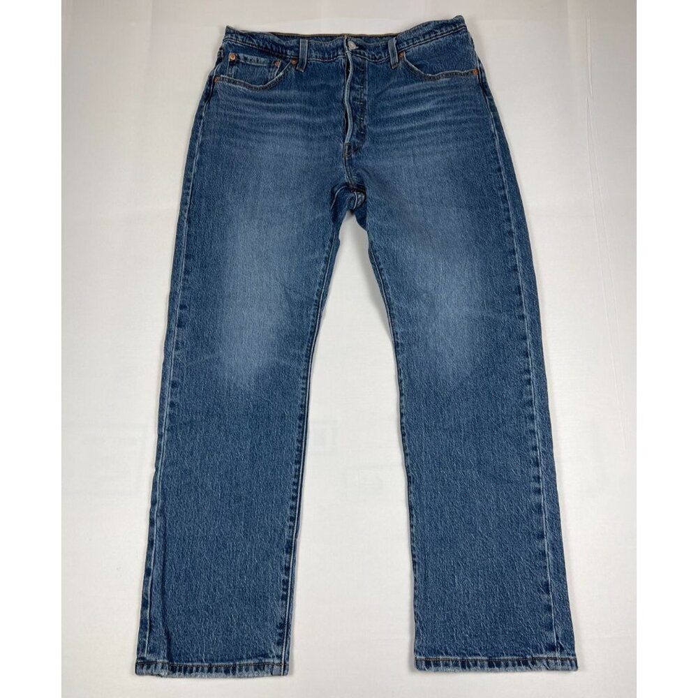 Levi's 501 Men's Medium 35x29 Wash Original Fit Straight Leg Blue Denim Jeans